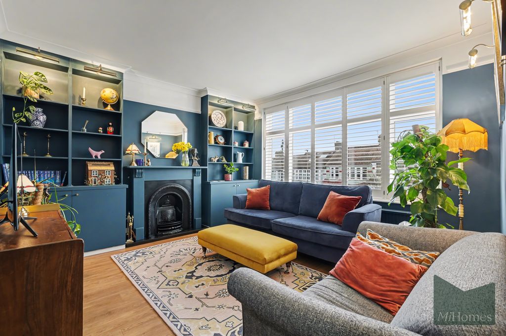 Property photo 1 of 31