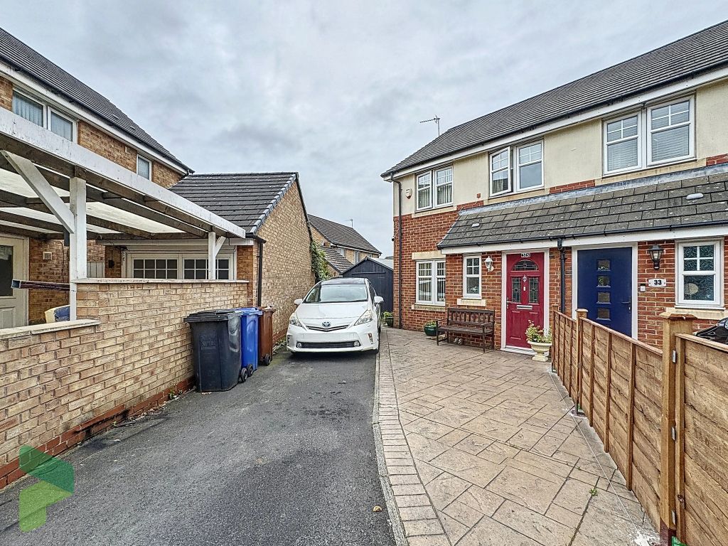 Property photo 2 of 18