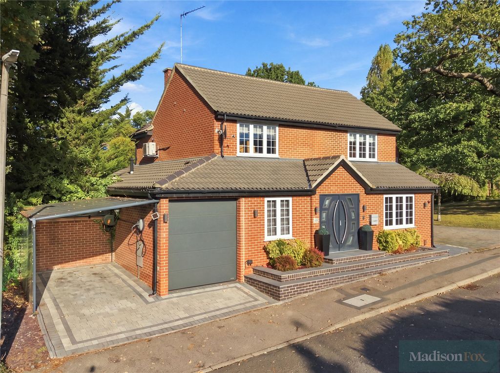 Property photo 1 of 29 Picture No. 04
