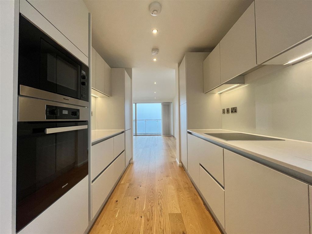 Property photo 2 of 26 20251118_140217955_Ios.Jpg