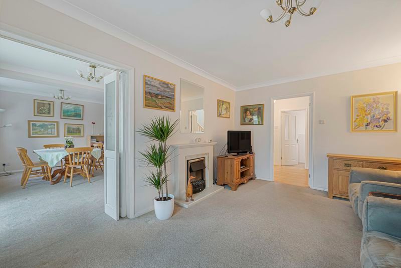 Property photo 3 of 41 Photo 16