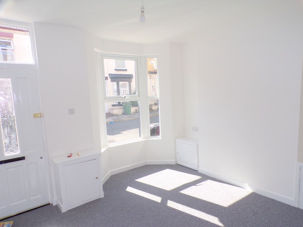 Property photo 3 of 6