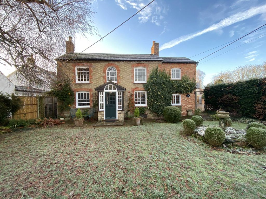 Property photo 1 of 24