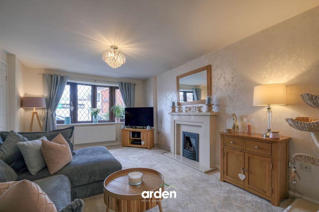 Property photo 3 of 21