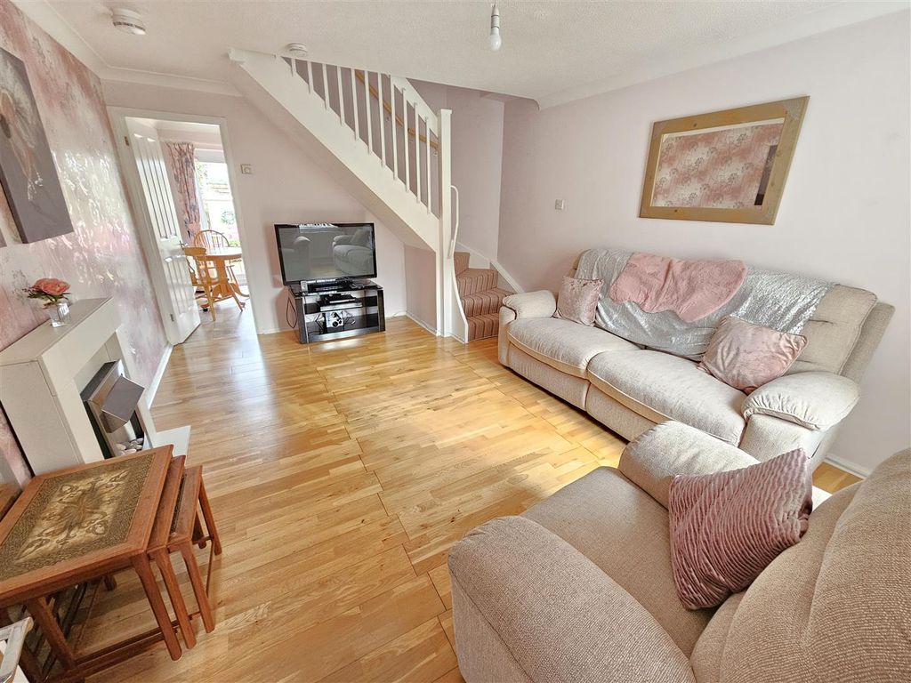 Property photo 3 of 12 Living Room.Jpg