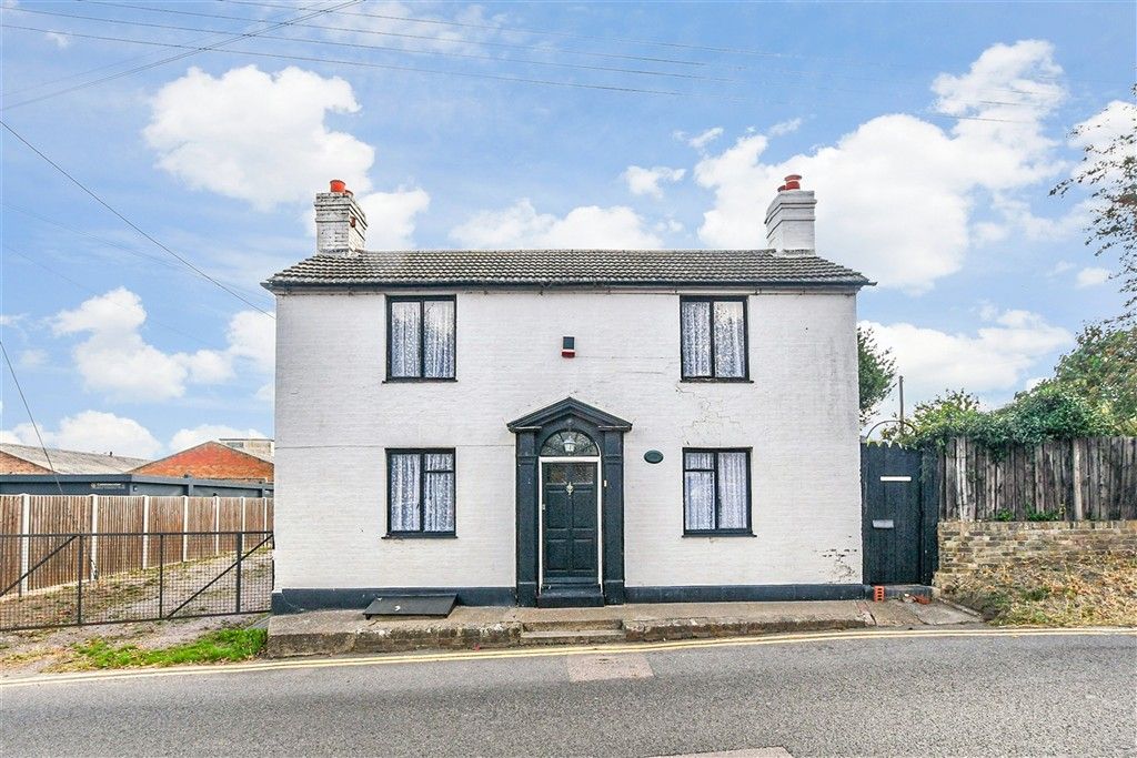Property photo 1 of 17 External (Web)