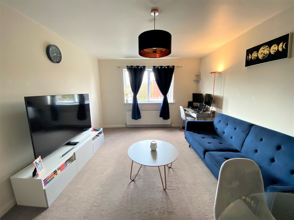 Property photo 2 of 5