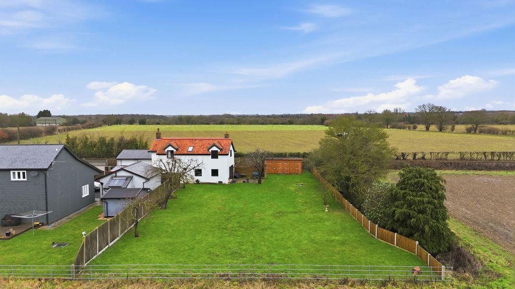 Property photo 3 of 24