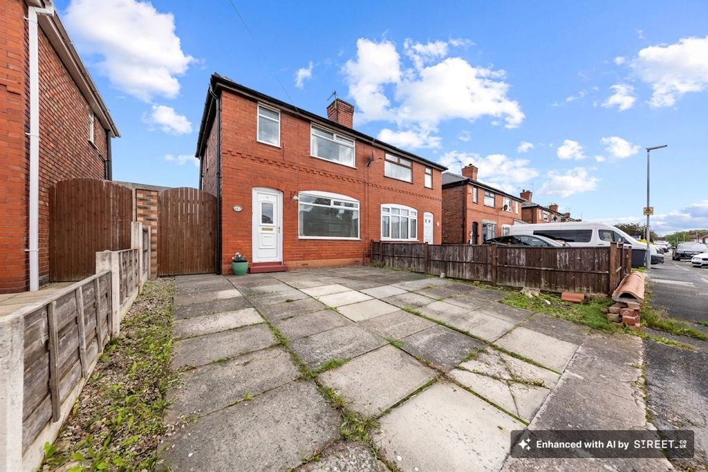 Property photo 1 of 22