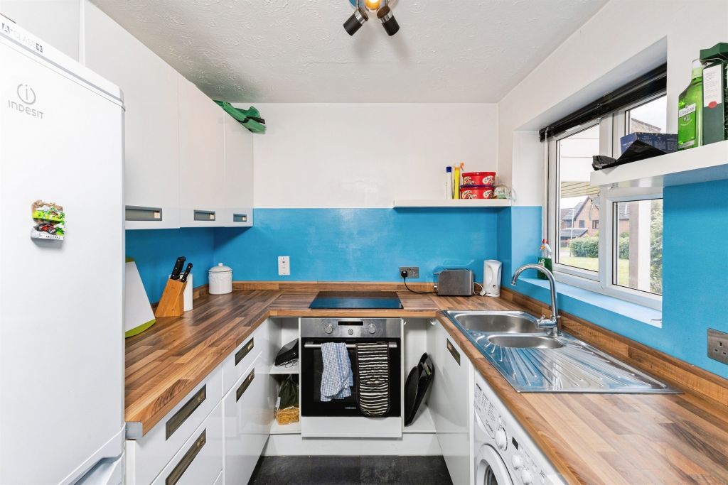 Property photo 3 of 15