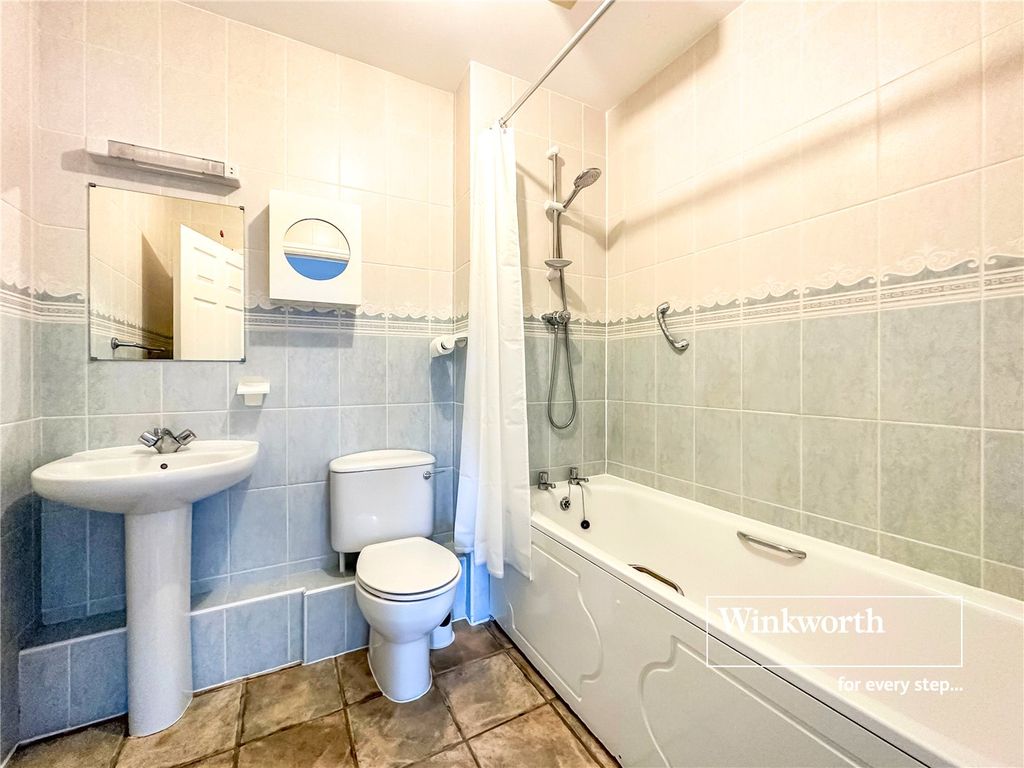 Additional image 10 of 2 bed flat for saleWhincroft Close, Ferndown, Dorset BH22