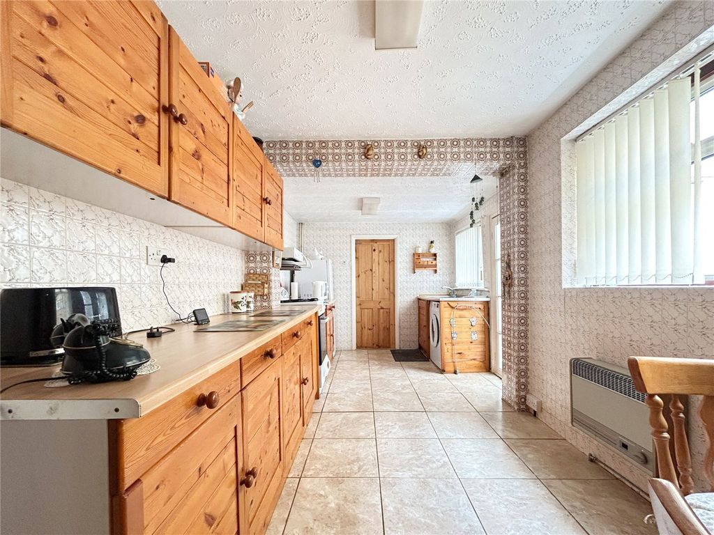 Property photo 2 of 12 Picture No. 09