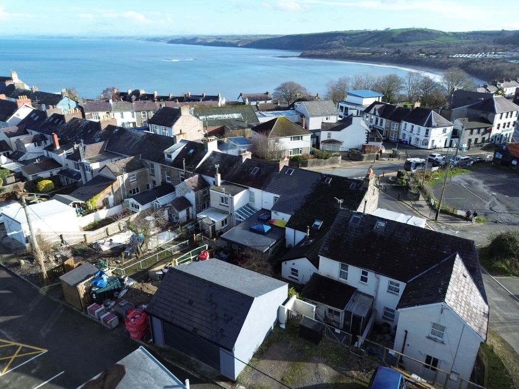 Property photo 3 of 61