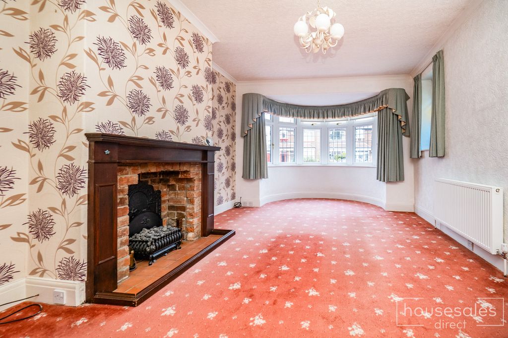 Property photo 3 of 16