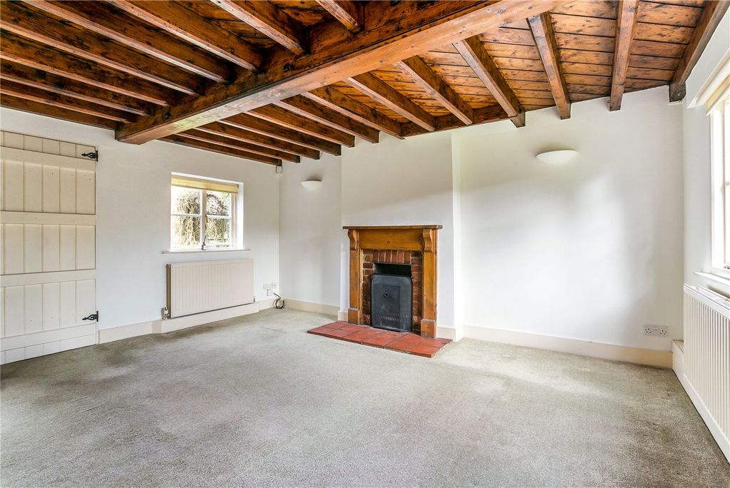 Property photo 2 of 16 Picture No. 30