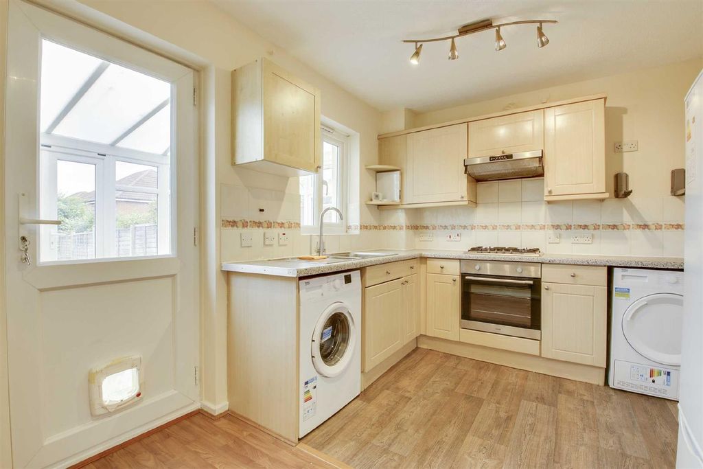 Property photo 3 of 18