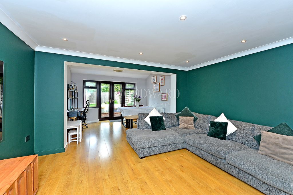 Property photo 2 of 17 Living/Dining Room