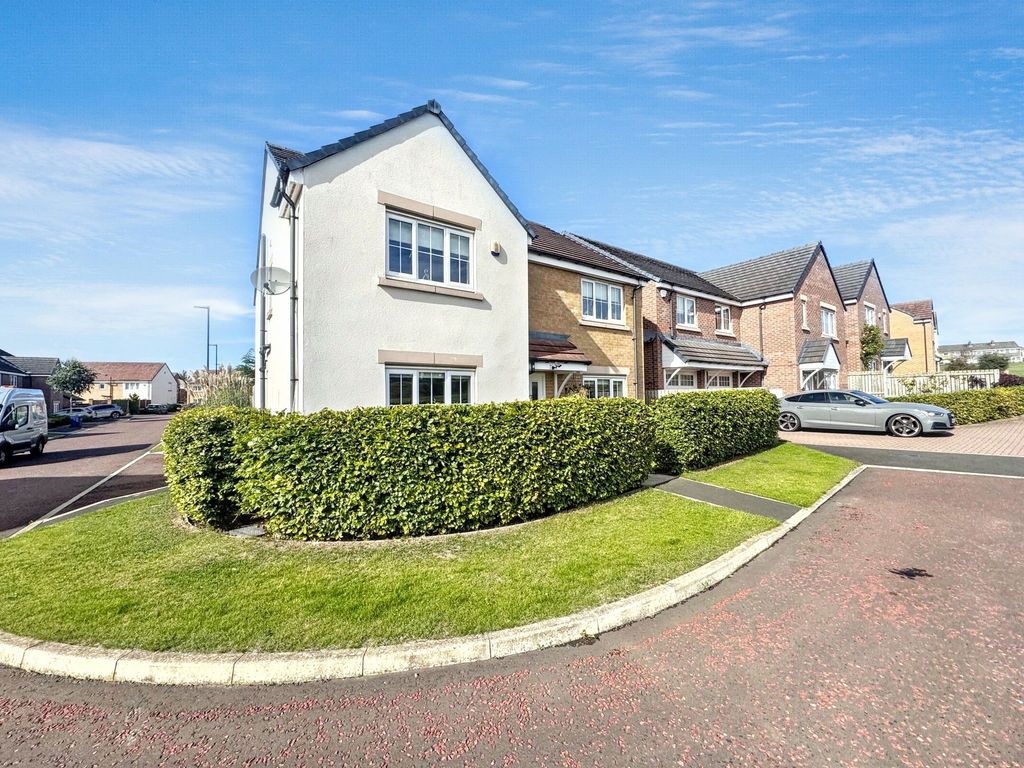 Property photo 1 of 33