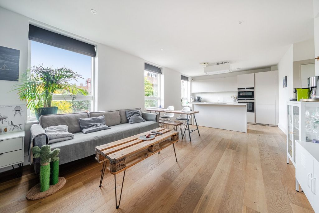 Property photo 1 of 21 Picture No. 07