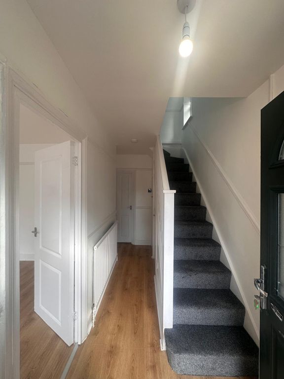 Property photo 2 of 35