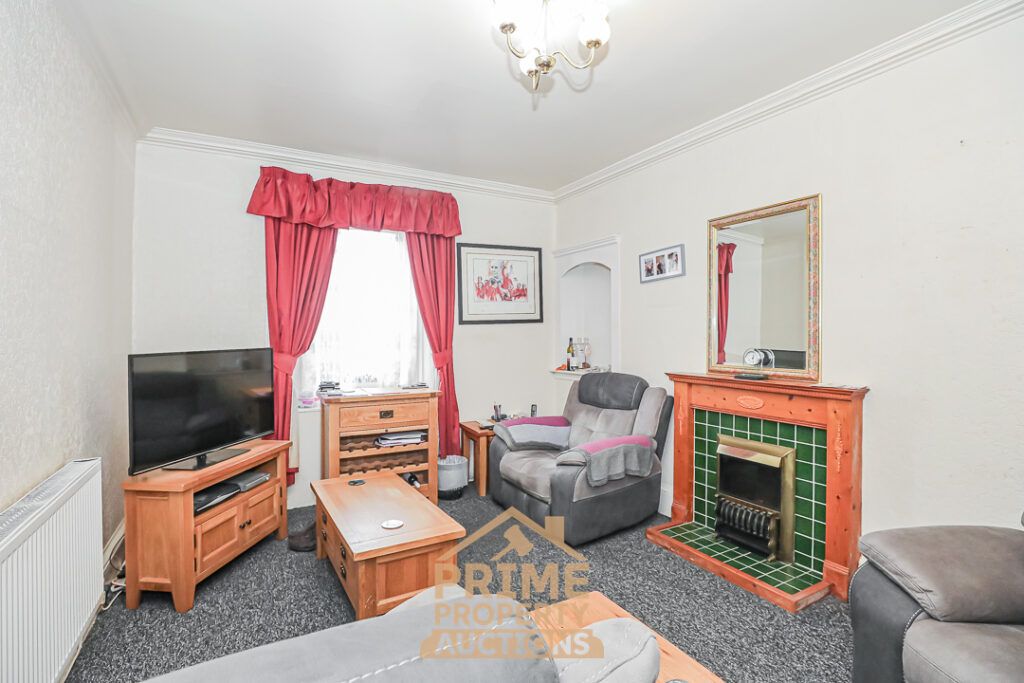 Property photo 2 of 31