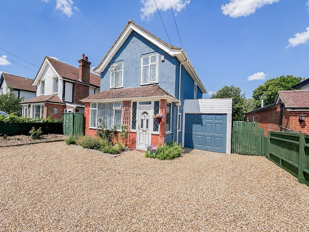 Property photo 1 of 18