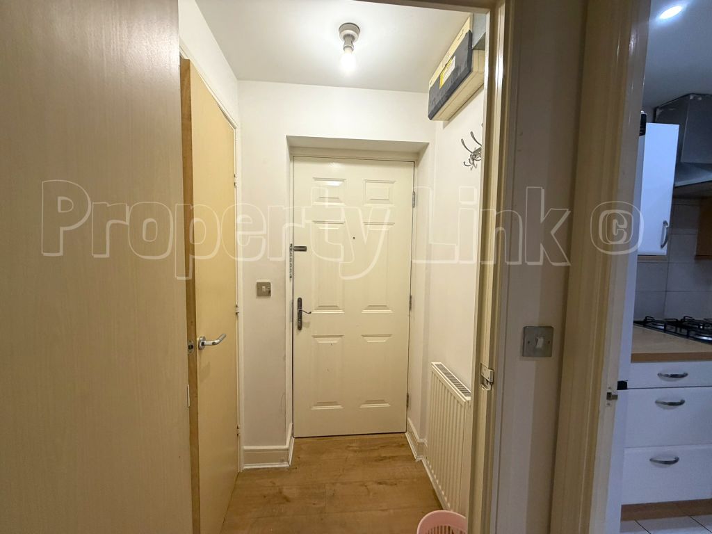 Property photo 2 of 24