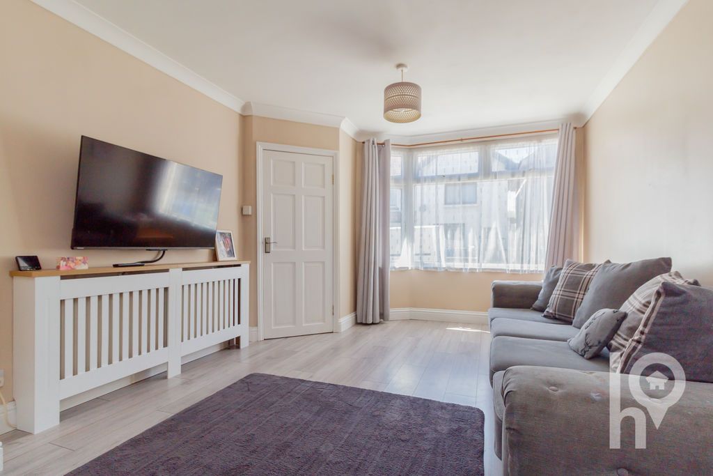 Property photo 2 of 12 Photo 6