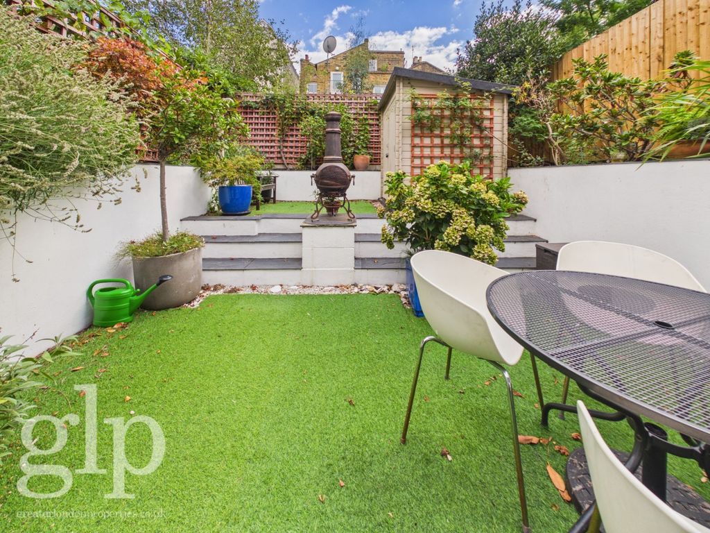 Property photo 3 of 60 5425237