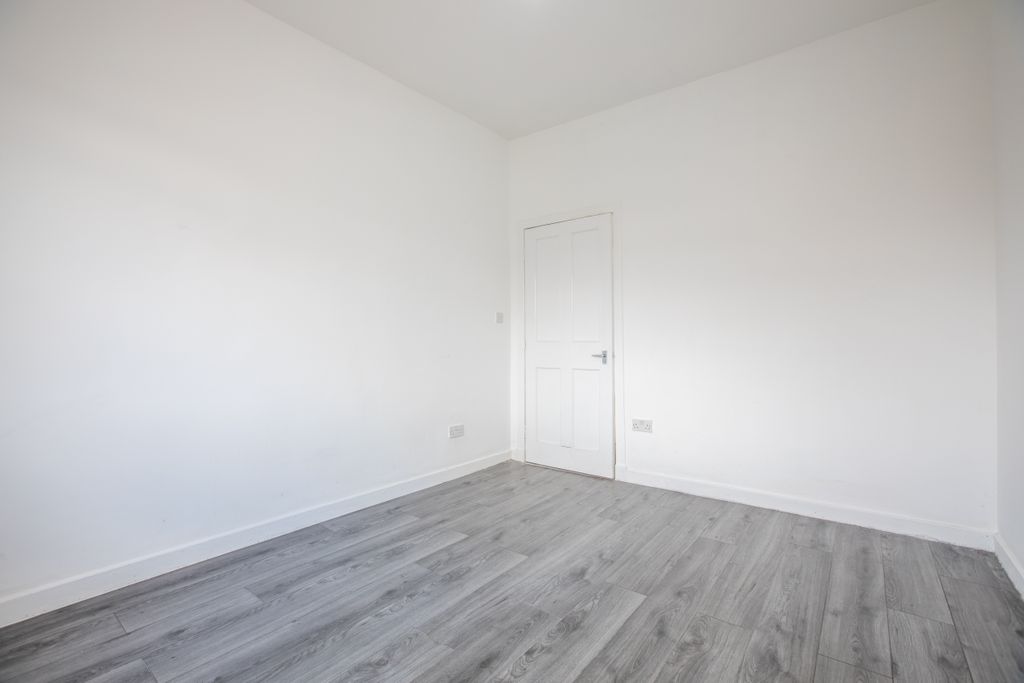 Property photo 3 of 19 A-13