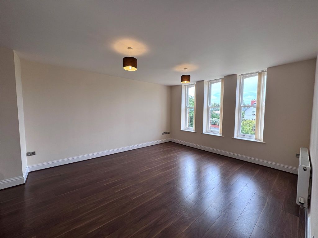 Property photo 2 of 14 Picture No. 03