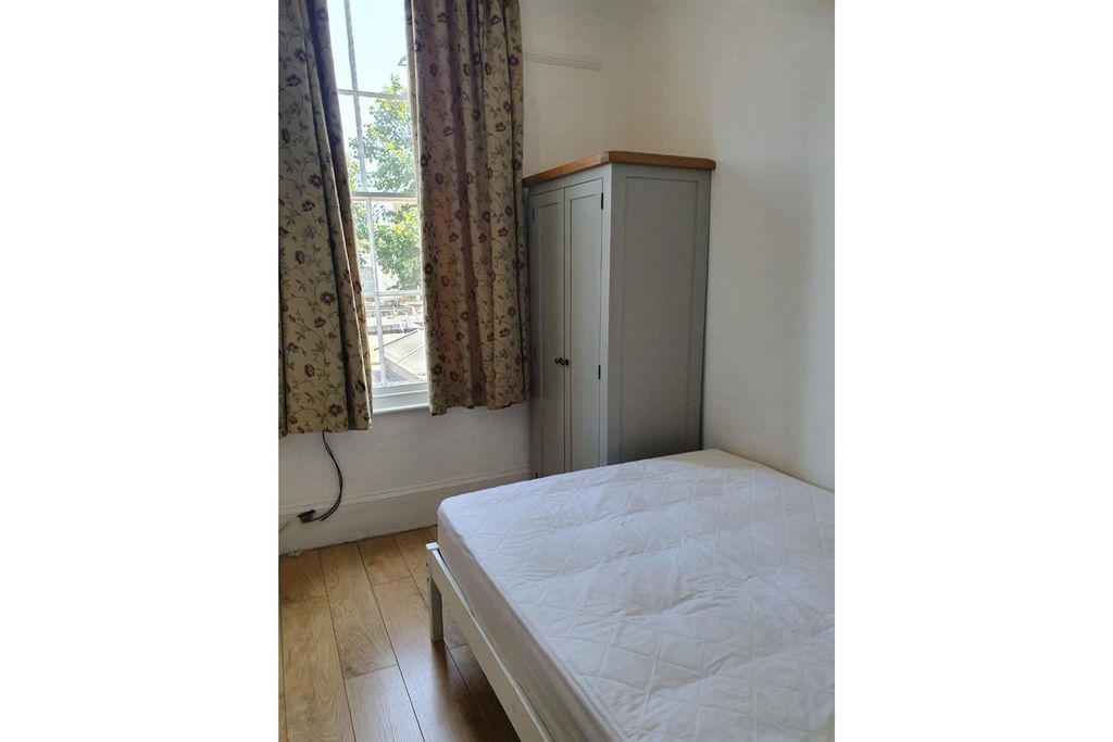 Property photo 3 of 7 P6B1N52Jmuw_Q6Sbvqp7Sg.Jpg