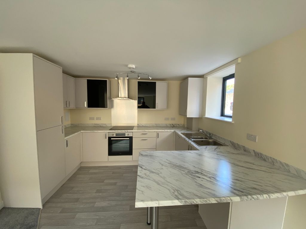 Property photo 3 of 9 2311363