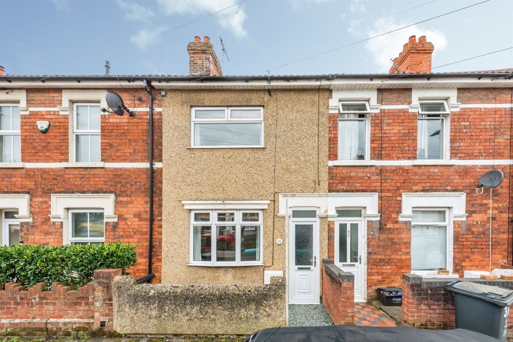 Property photo 1 of 12