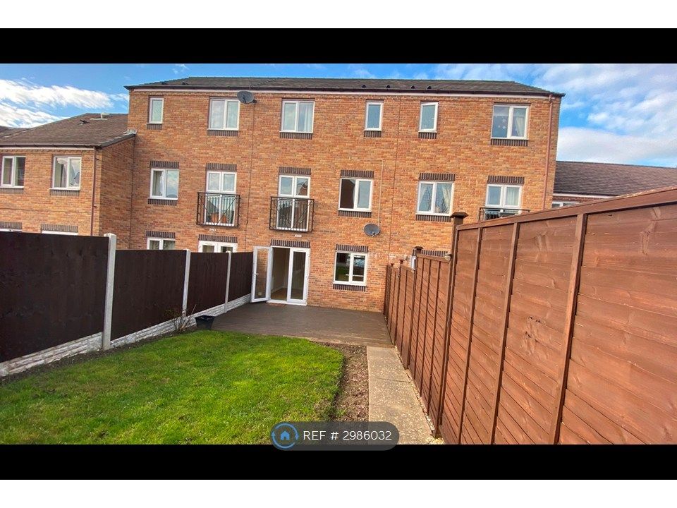Property photo 1 of 31