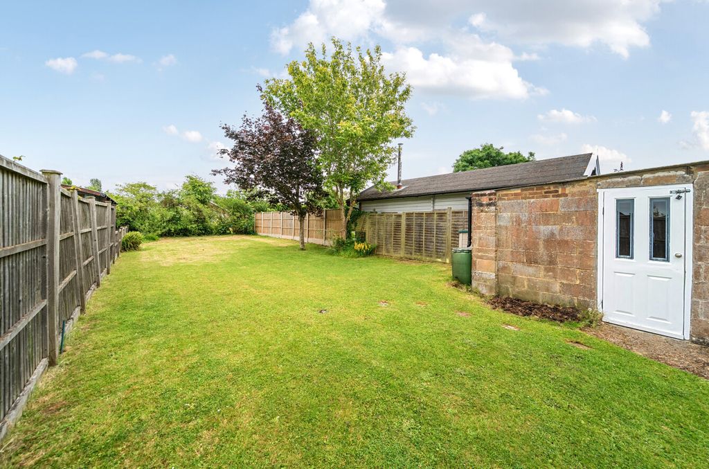 Property photo 3 of 18 1479182-21-6A3278...