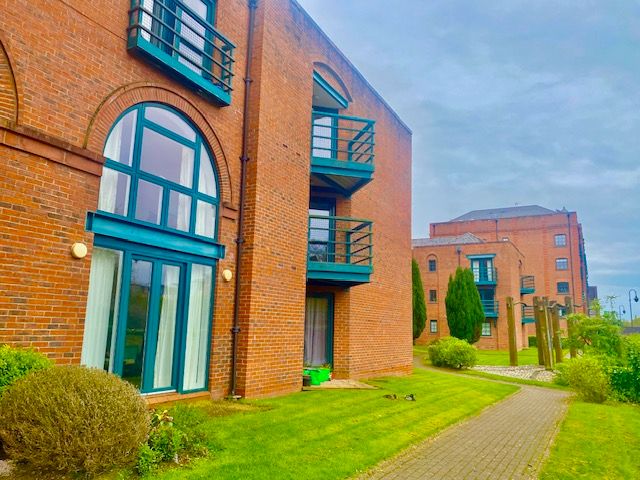 Property photo 1 of 12