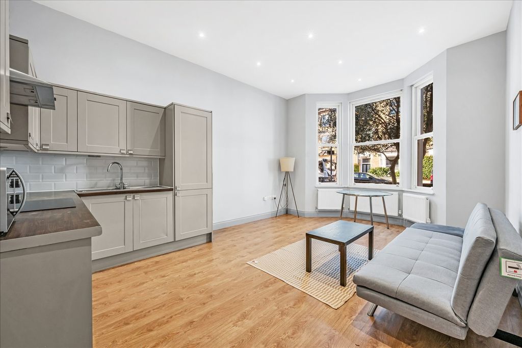 Property photo 1 of 10 Main Picture