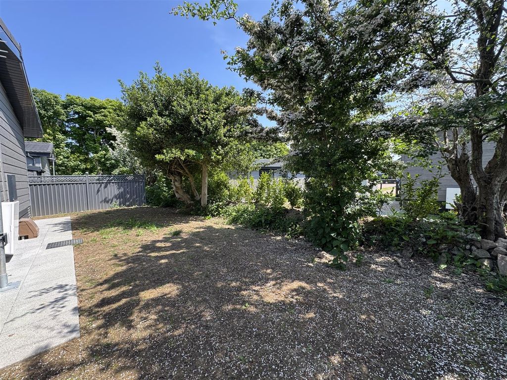 Property photo 2 of 17 Rear Garden