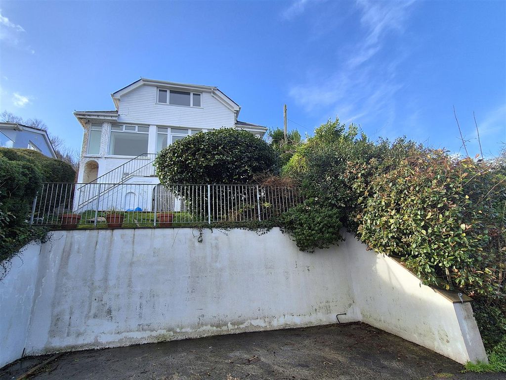 Property photo 1 of 17 Property