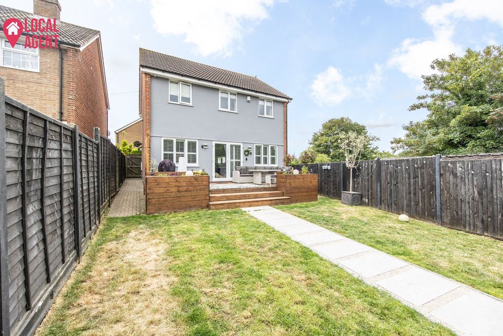Property photo 3 of 18