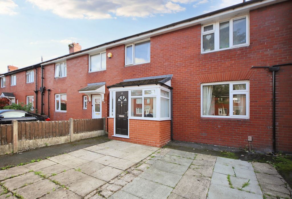 Property photo 1 of 18