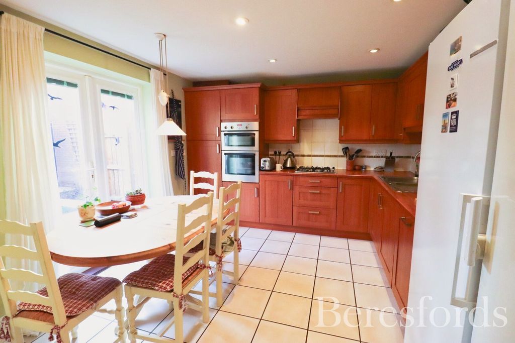 Property photo 3 of 19 Picture 3