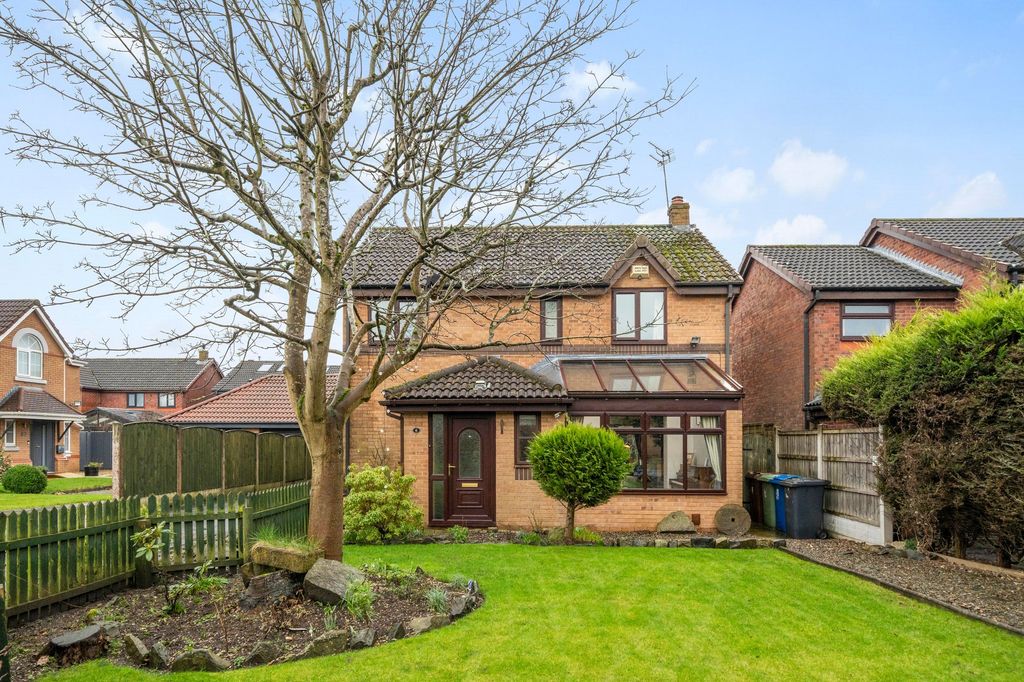 Property photo 1 of 27