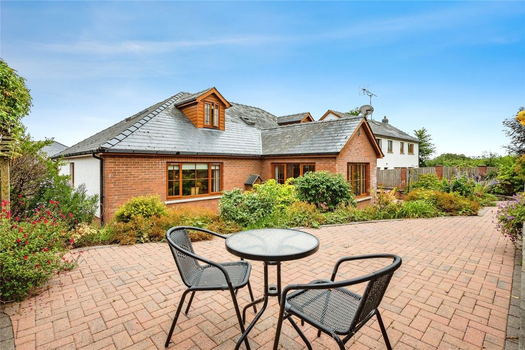 Property photo 3 of 30 Picture No. 21