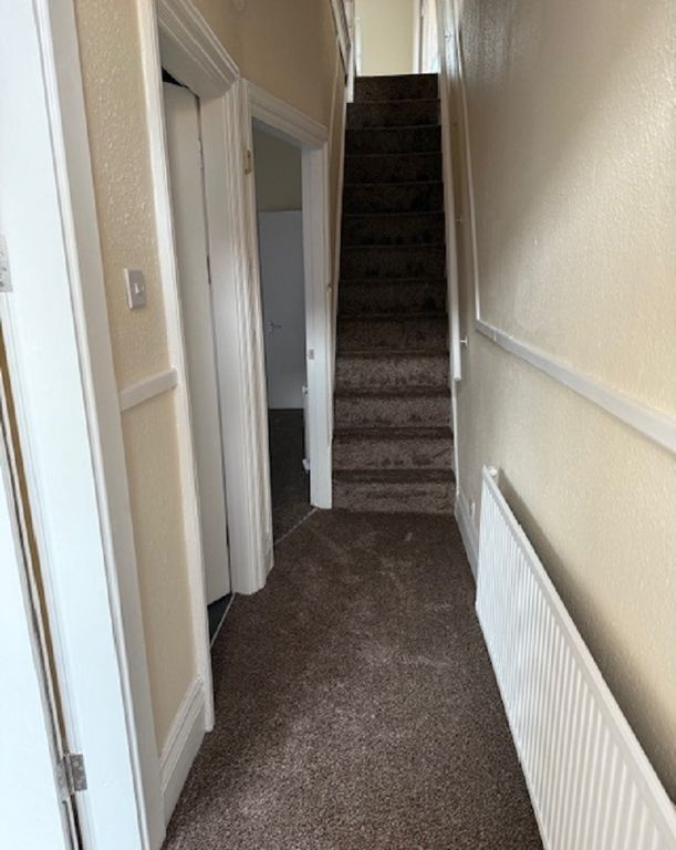 Property photo 2 of 16 Hall