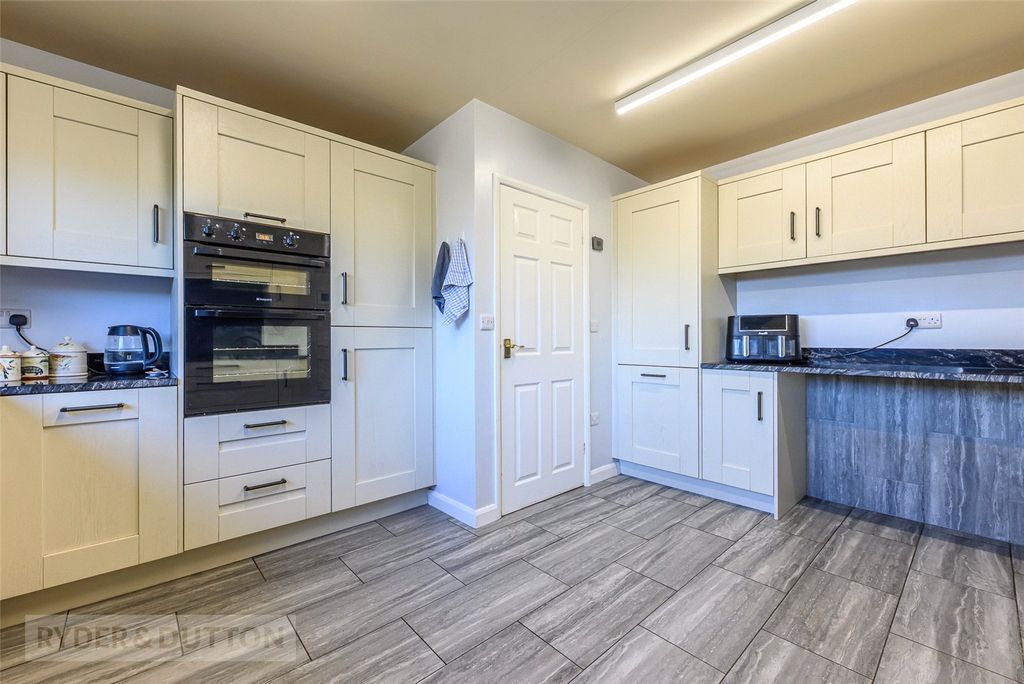 Additional image 8 of 4 bed detached house for saleMidway, South Crosland, Huddersfield, West Yorkshire HD4