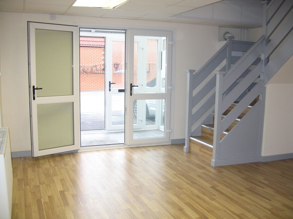 Property photo 2 of 6 Reception Area