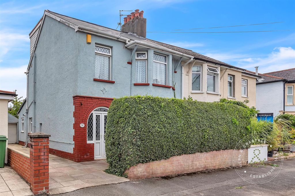 Property photo 1 of 25 Velindre-Place-27.Jpg
