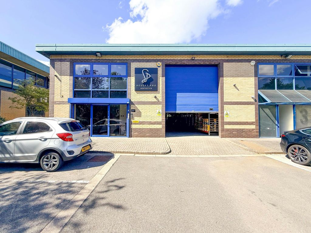 Property photo 1 of 12 Century Park_Industrial To Let-19.Jpg